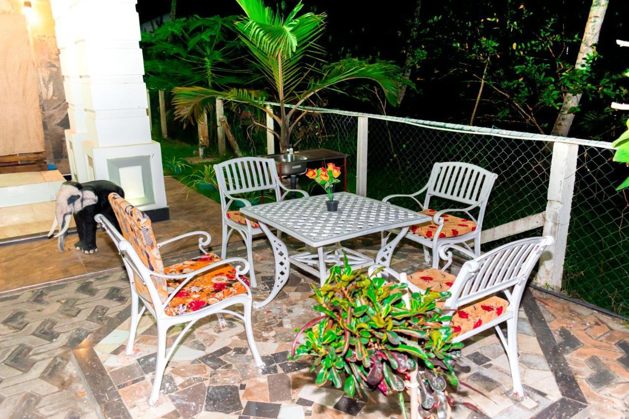 House Of Richness Hotel Negombo Eksteriør billede