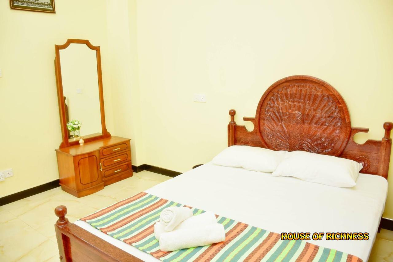 House Of Richness Hotel Negombo Eksteriør billede